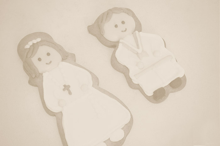 Tartas especiales y mesas dulces para su comunión