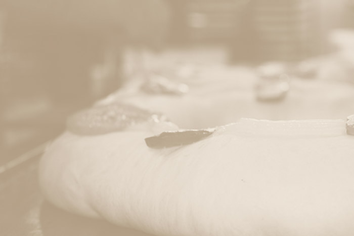 Sin prisa pero sin pausa: así elaboramos más de 14.000 roscones de reyes