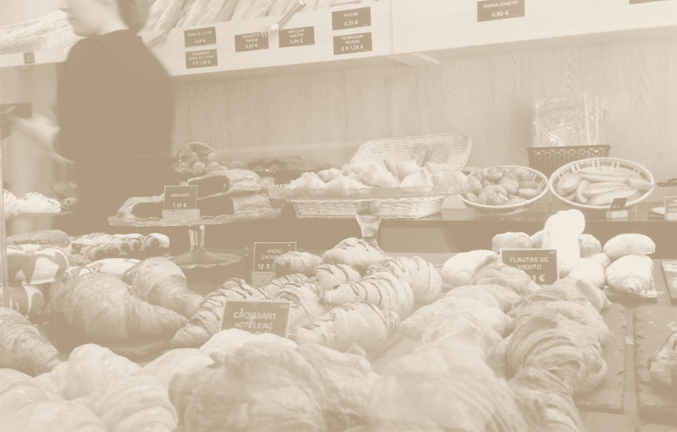 CONFITERÍA<br />
CALLE HERMANOS CARACENA, 116